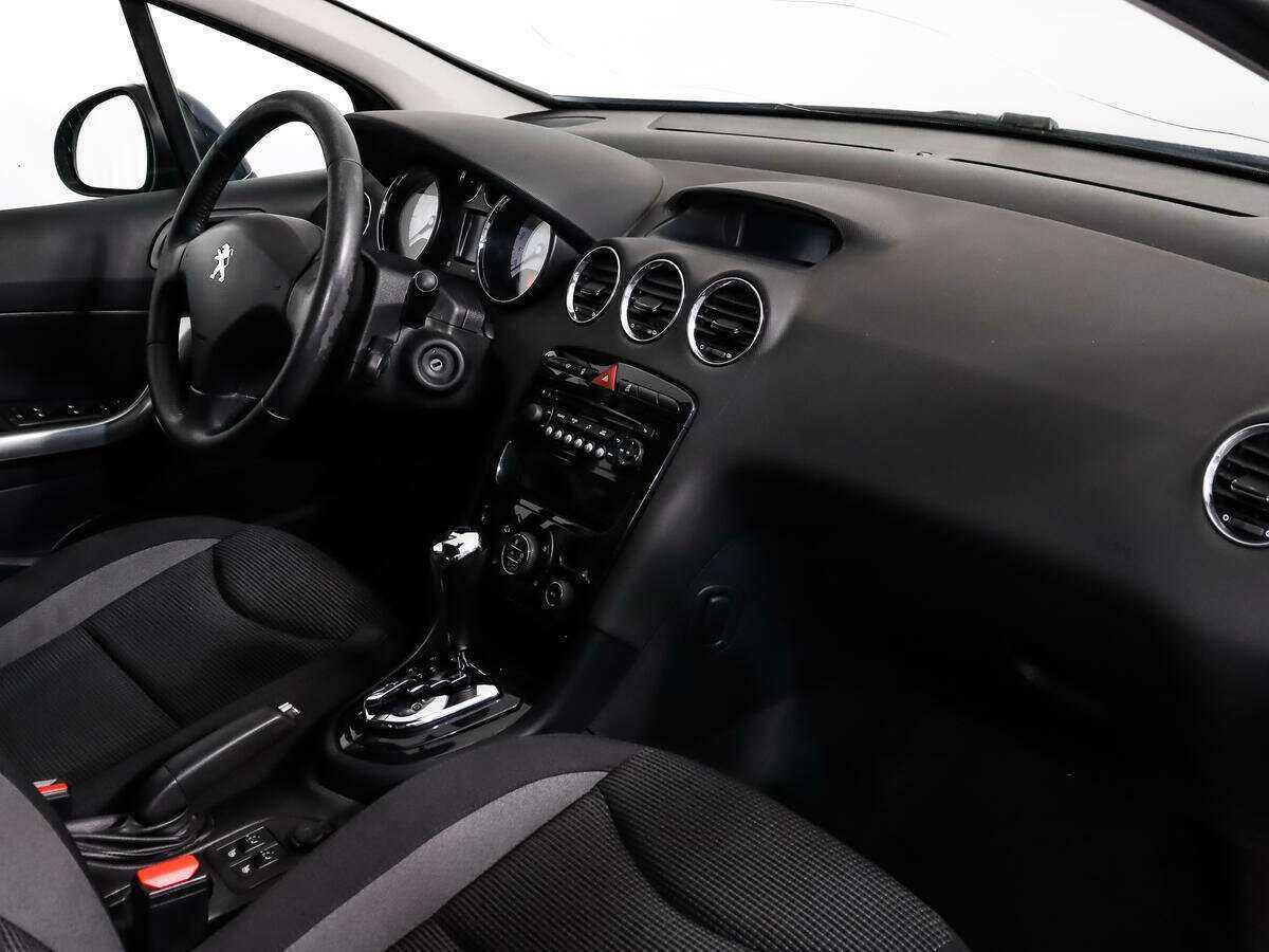 Peugeot 408 с пробегом — 2014 год. Фото: #10