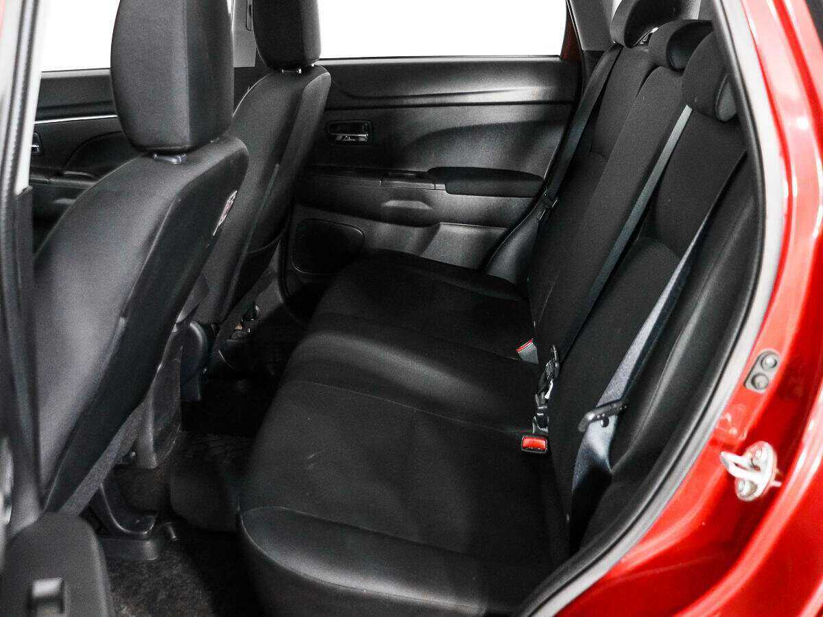 Mitsubishi ASX с пробегом — 2014 год. Фото: #7