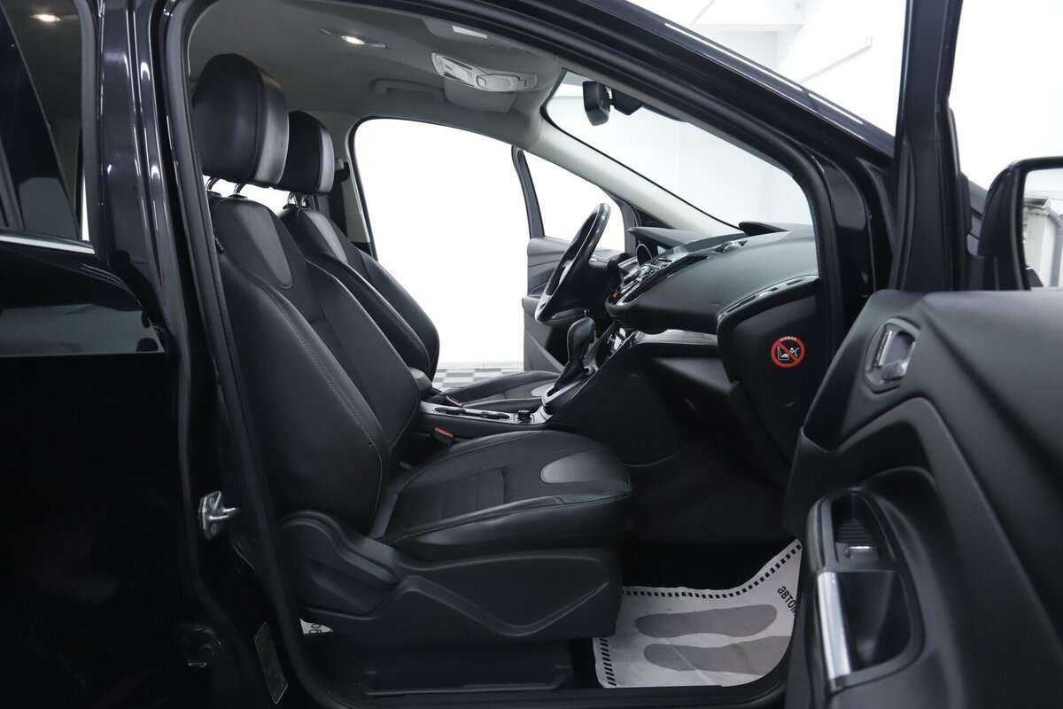 Ford Kuga с пробегом — 2016 год. Фото: #15