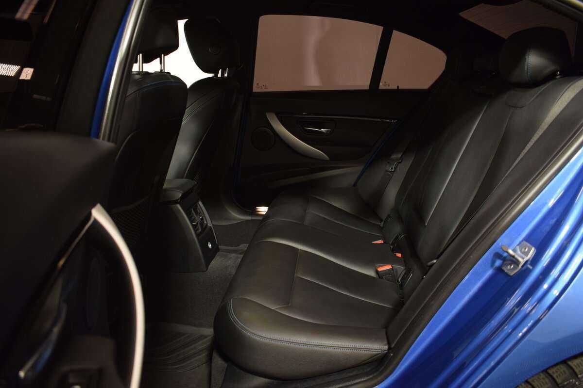 BMW 3 серии с пробегом — 2018 год. Фото: #9