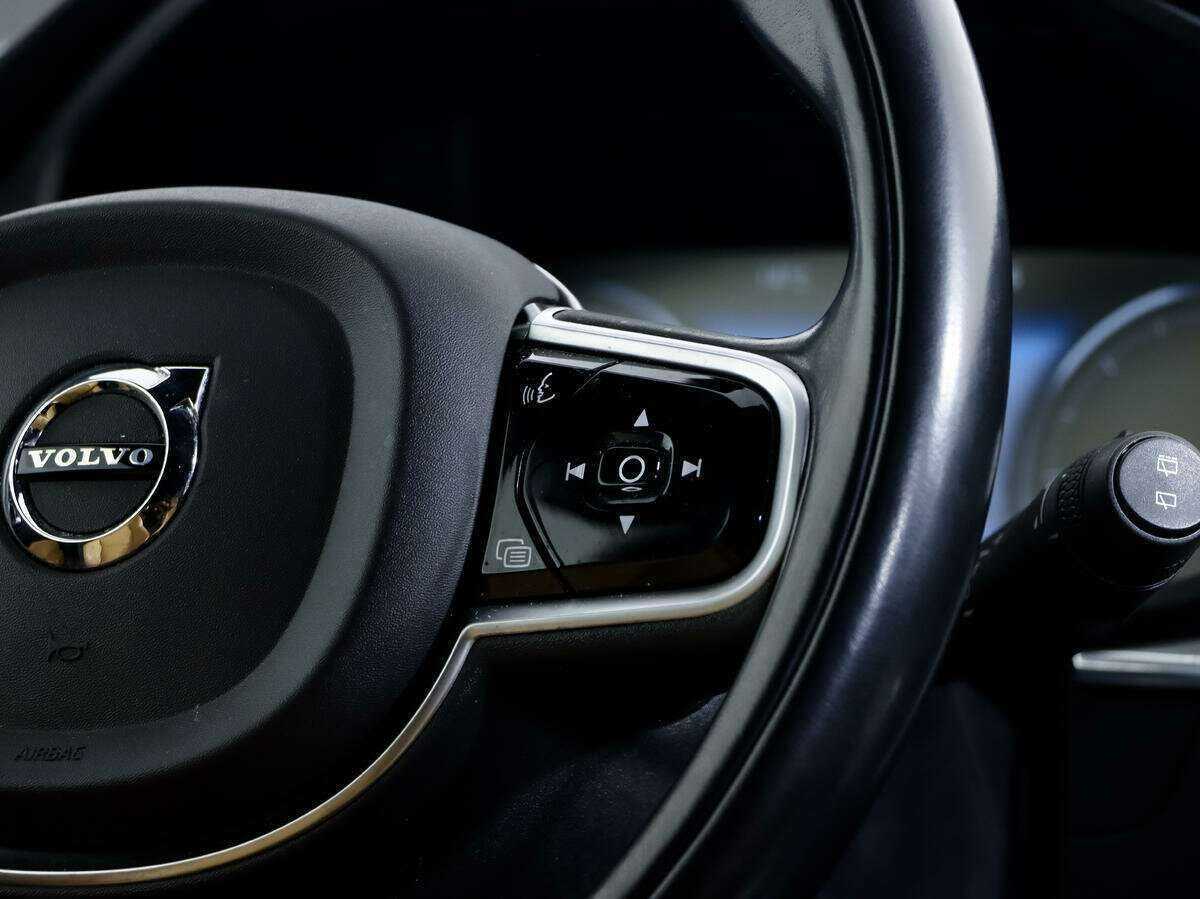 Volvo XC60 с пробегом — 2018 год. Фото: #10