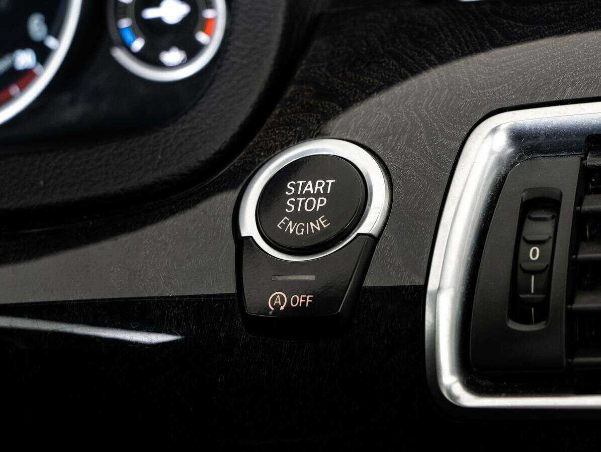 BMW 5 серии с пробегом — 2012 год. Фото: #18