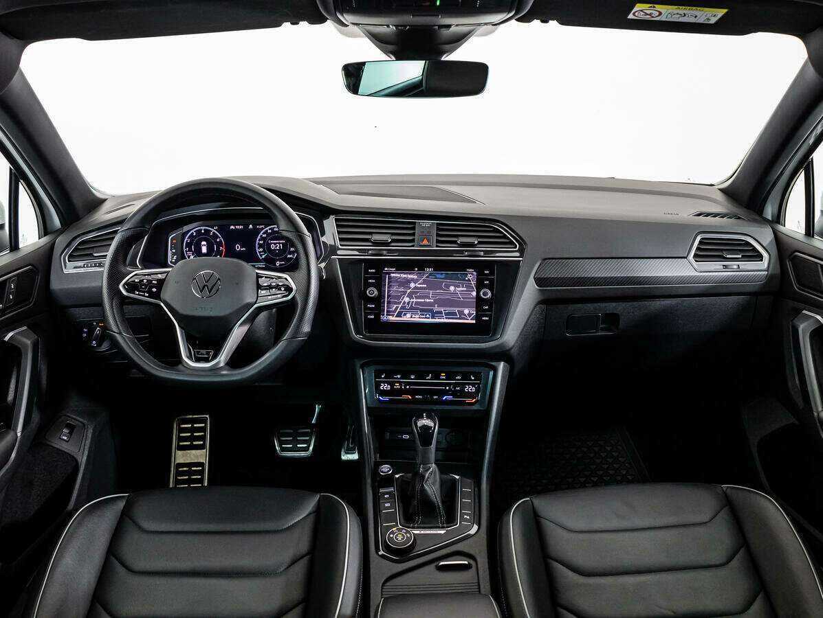 Volkswagen Tiguan с пробегом — 2021 год. Фото: #10