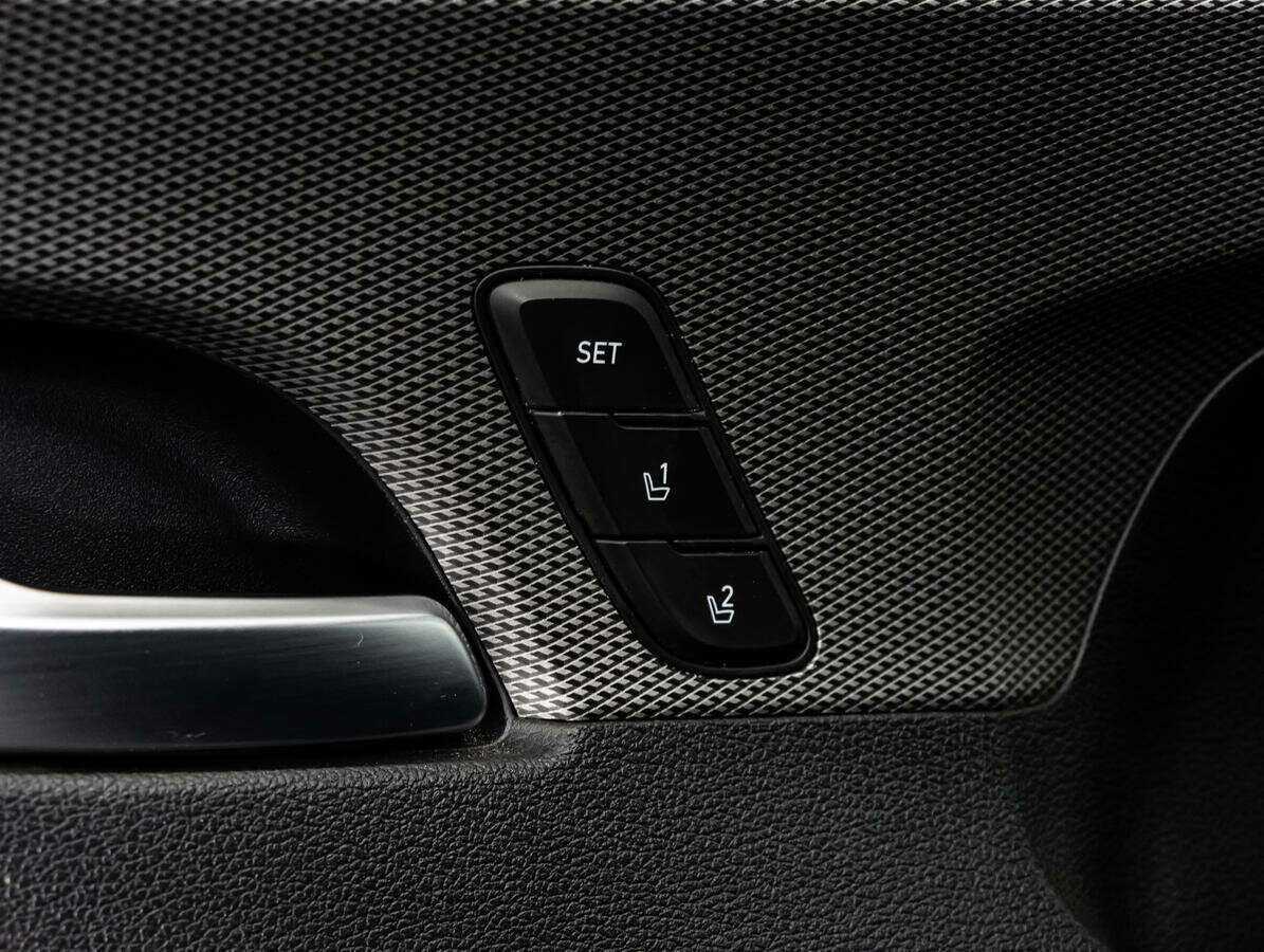 Hyundai Santa Fe с пробегом — 2018 год. Фото: #16