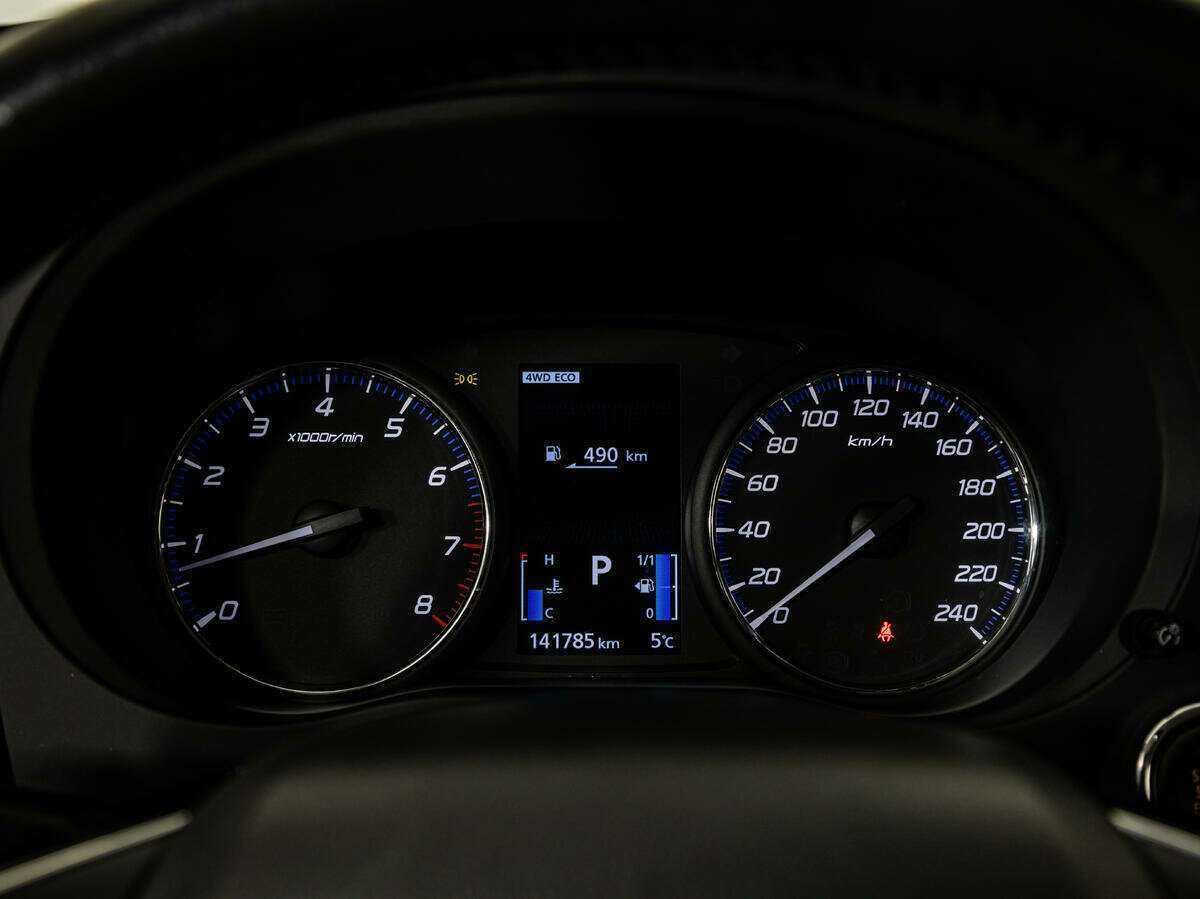 Mitsubishi Outlander с пробегом — 2016 год. Фото: #11