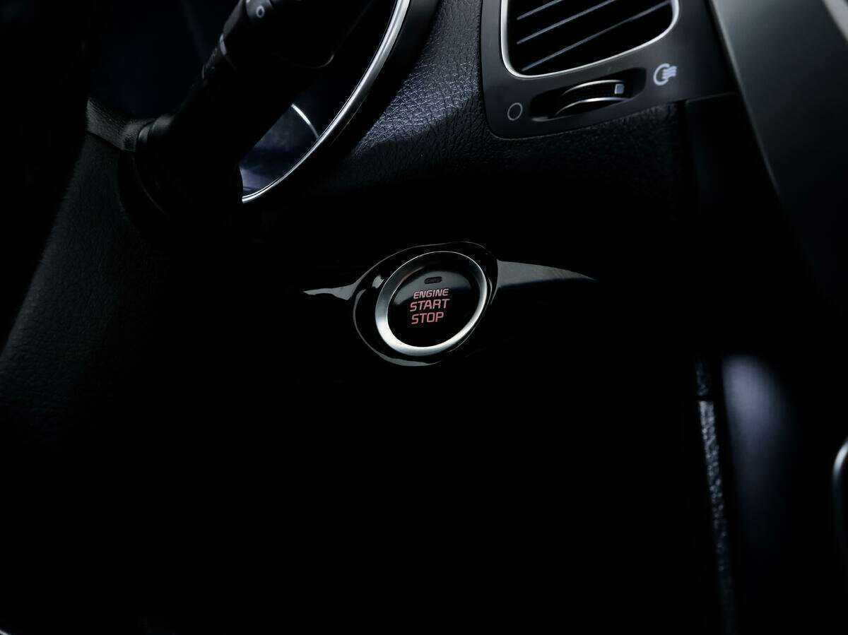 Kia Sorento с пробегом — 2013 год. Фото: #12