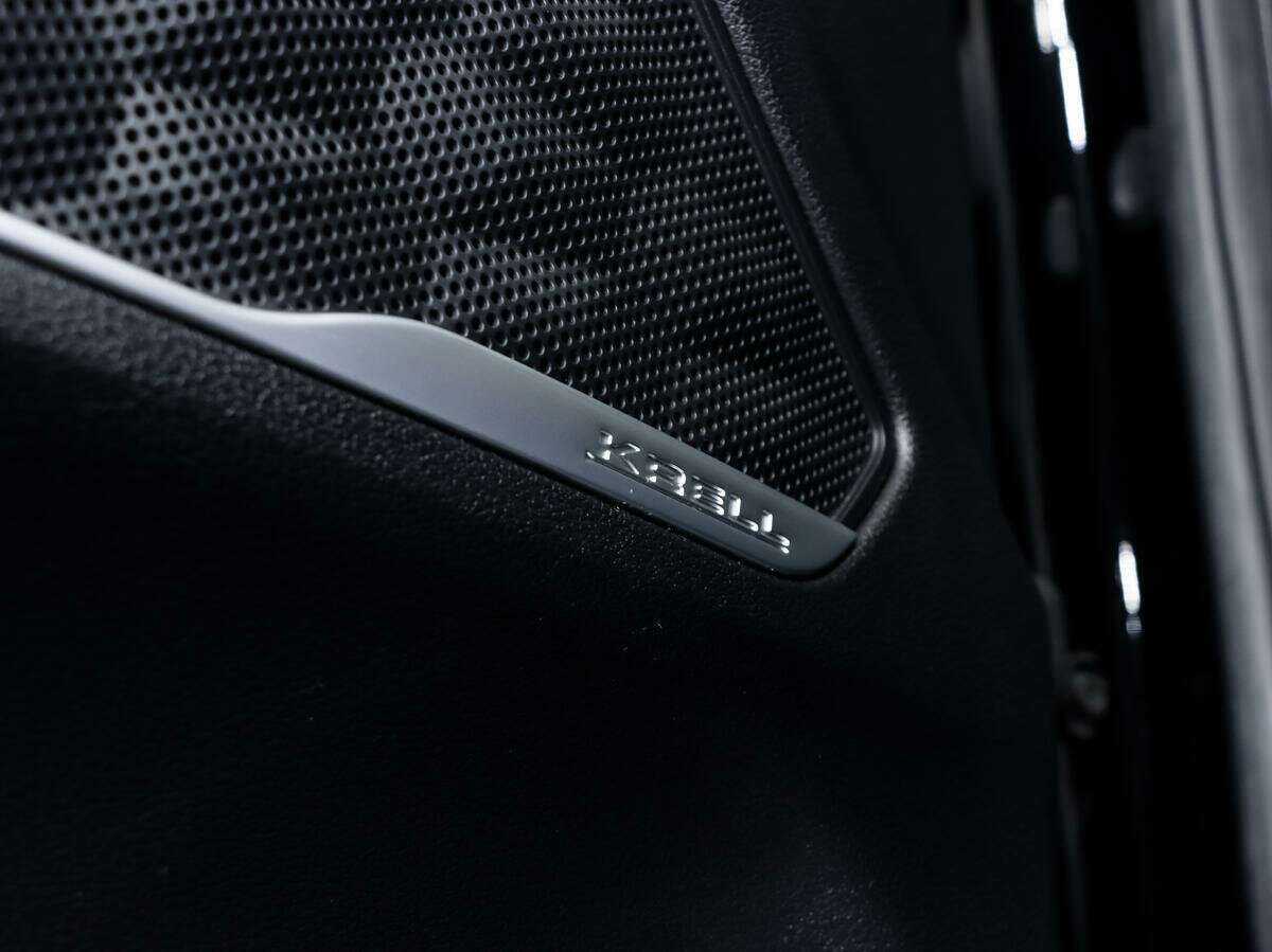 Hyundai Santa Fe с пробегом — 2018 год. Фото: #13