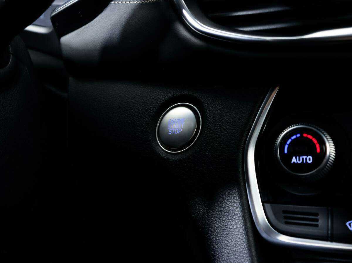 Hyundai Santa Fe с пробегом — 2018 год. Фото: #15