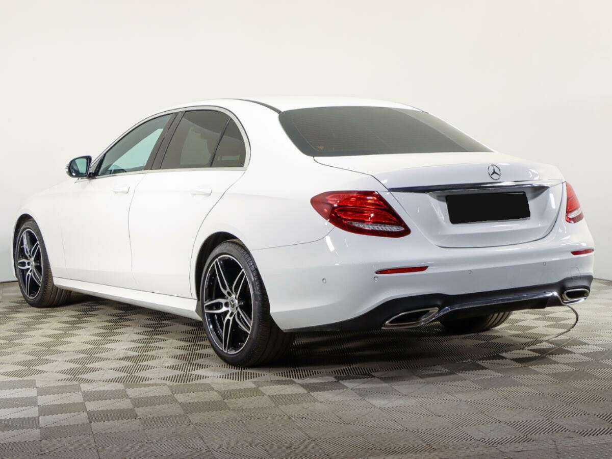 Mercedes-Benz E-Класс с пробегом — 2017 год. Фото: #6