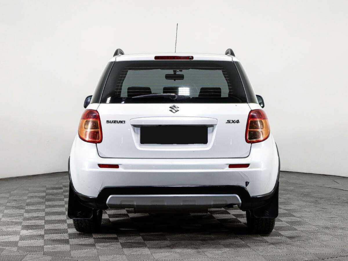 Suzuki SX4 с пробегом — 2013 год. Фото: #5