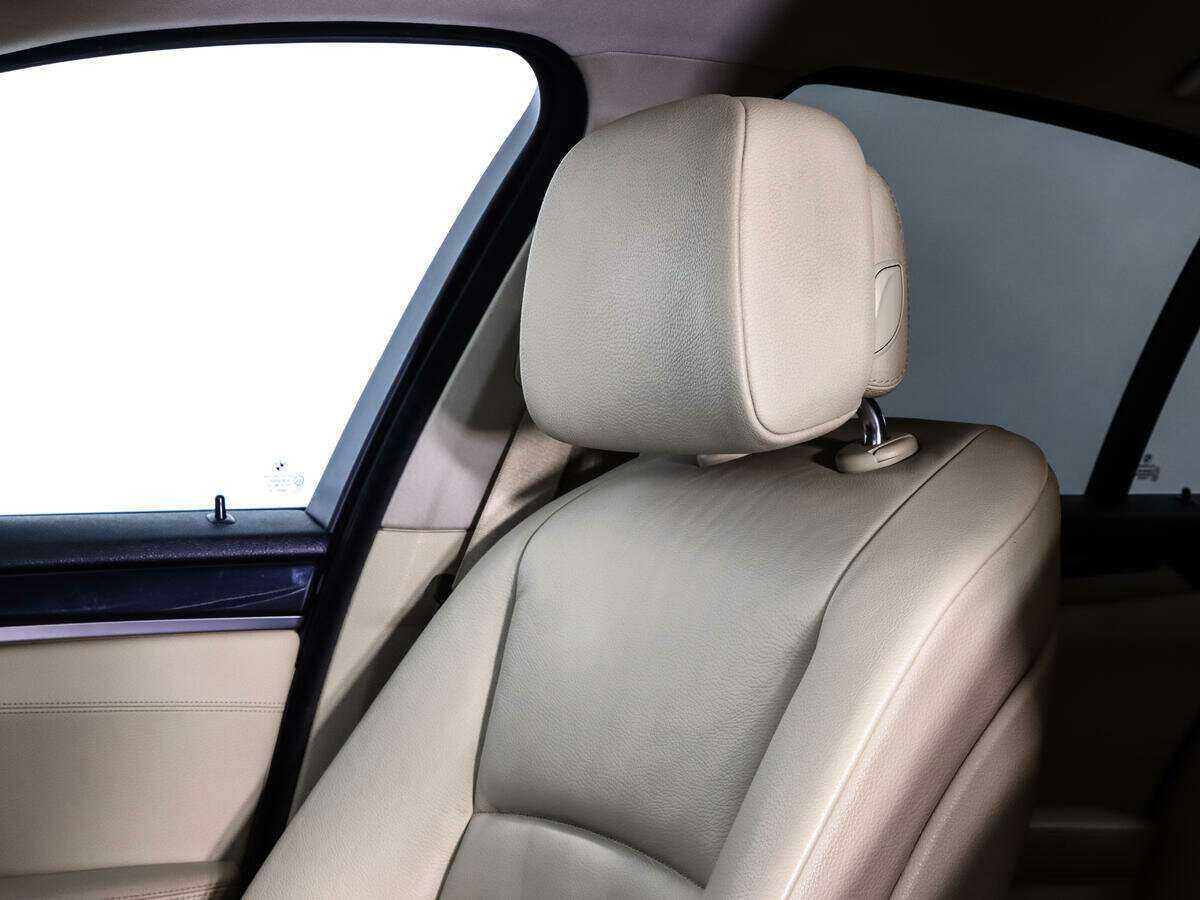 BMW 5 серии с пробегом — 2012 год. Фото: #23