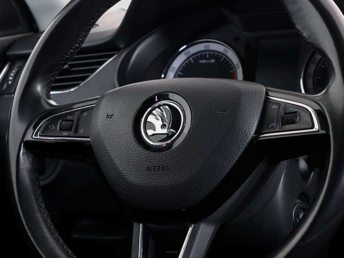 Skoda Octavia с пробегом — 2017 год. Фото: #9