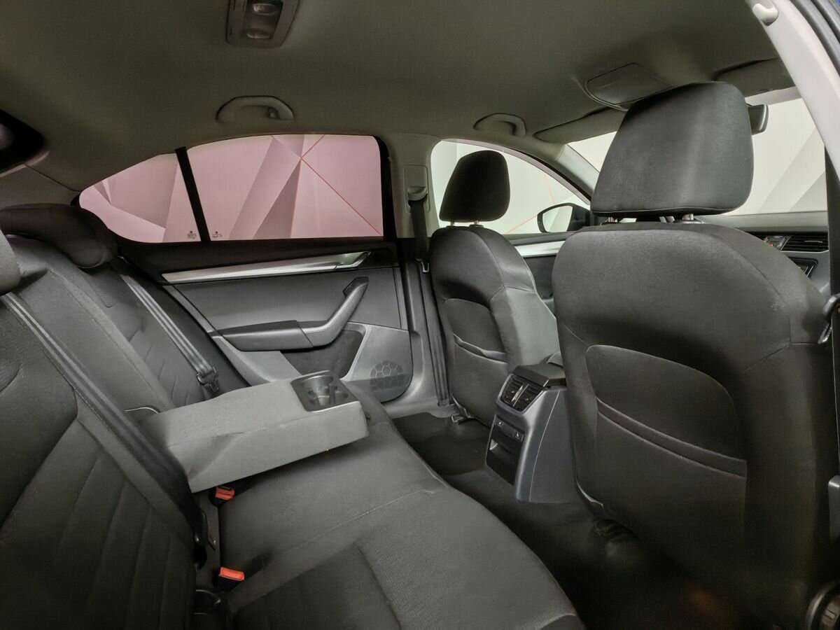 Skoda Octavia с пробегом — 2014 год. Фото: #11