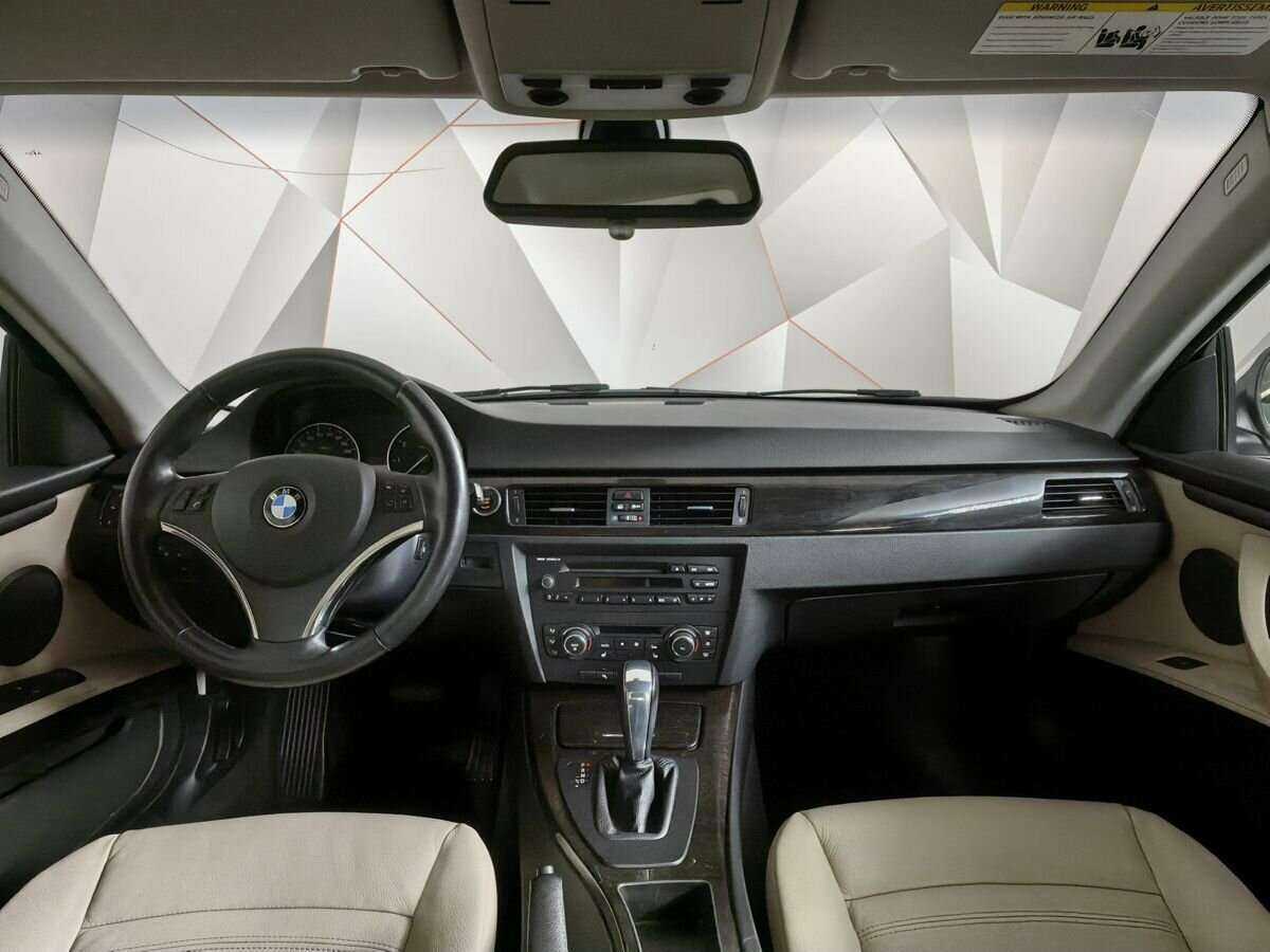 BMW 3 серии с пробегом — 2012 год. Фото: #9