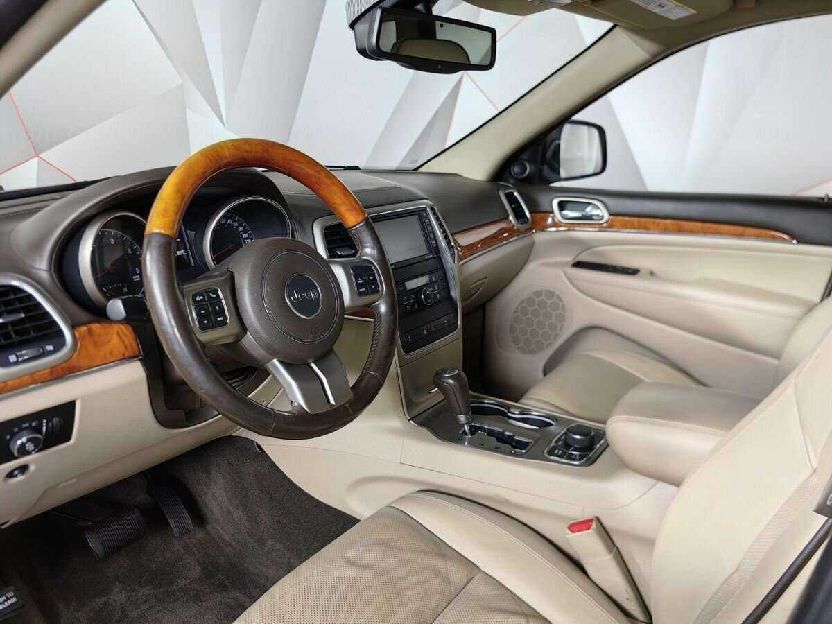 Jeep Grand Cherokee с пробегом — 2012 год. Фото: #13