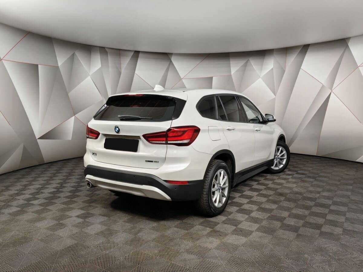 BMW X1 с пробегом — 2020 год. Фото: #1
