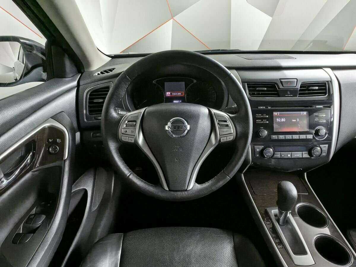 Nissan Teana с пробегом — 2014 год. Фото: #12