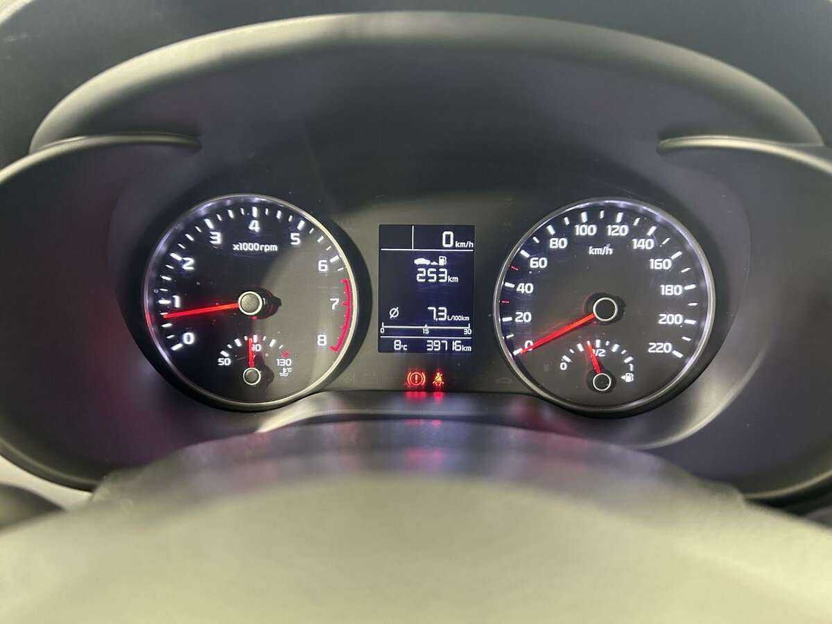 Kia Rio с пробегом — 2018 год. Фото: #10