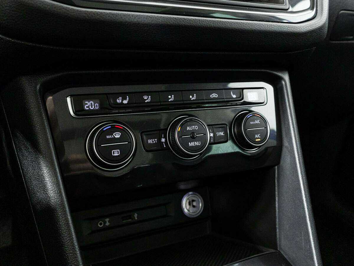Volkswagen Tiguan с пробегом — 2017 год. Фото: #16