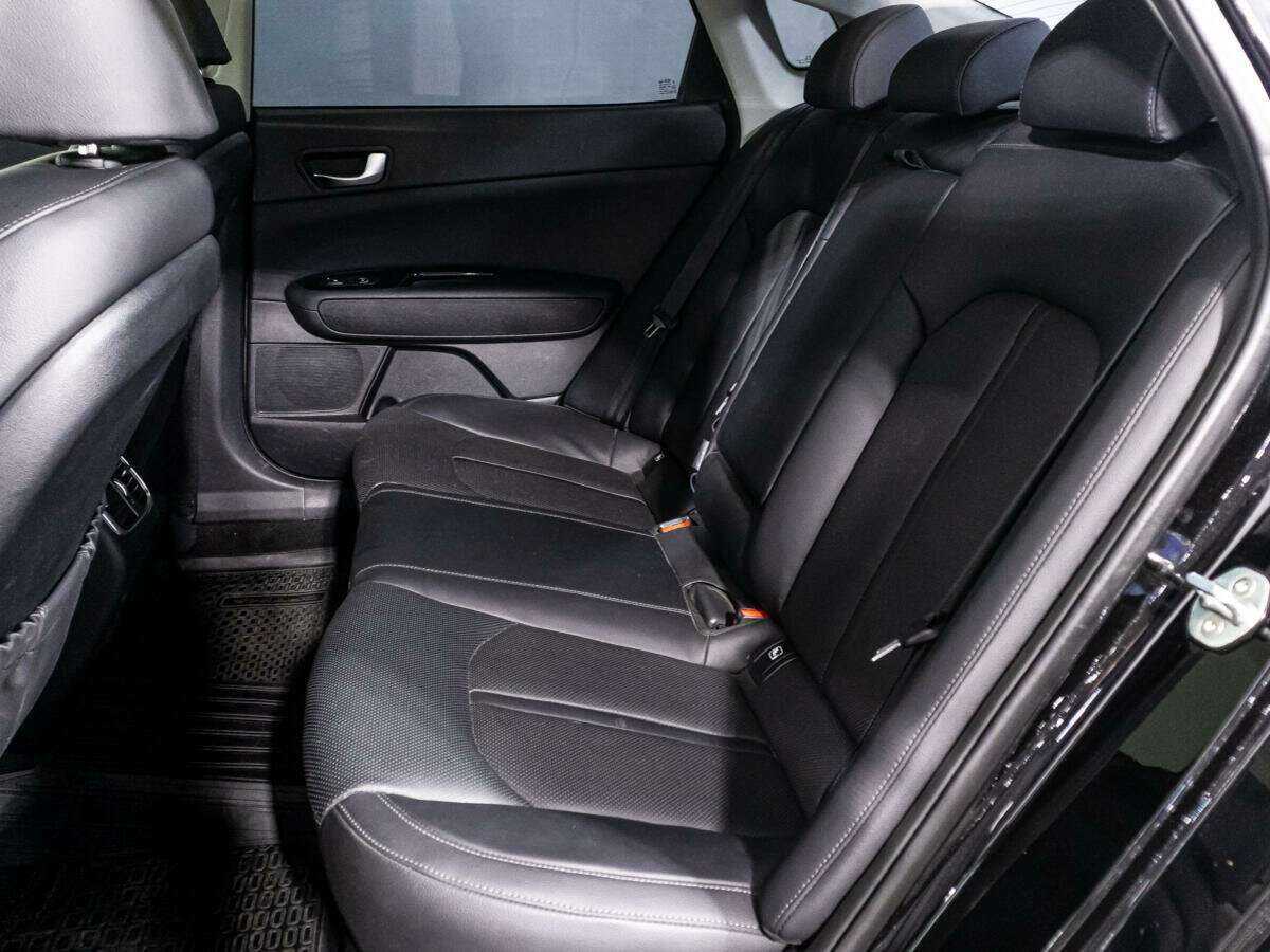 Kia Optima с пробегом — 2018 год. Фото: #9