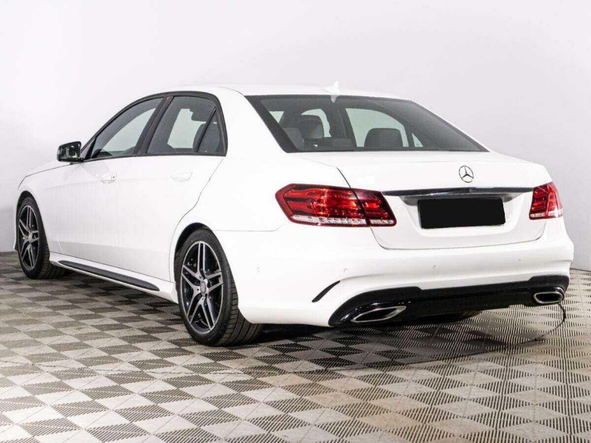 Mercedes-Benz E-Класс с пробегом — 2015 год. Фото: #6