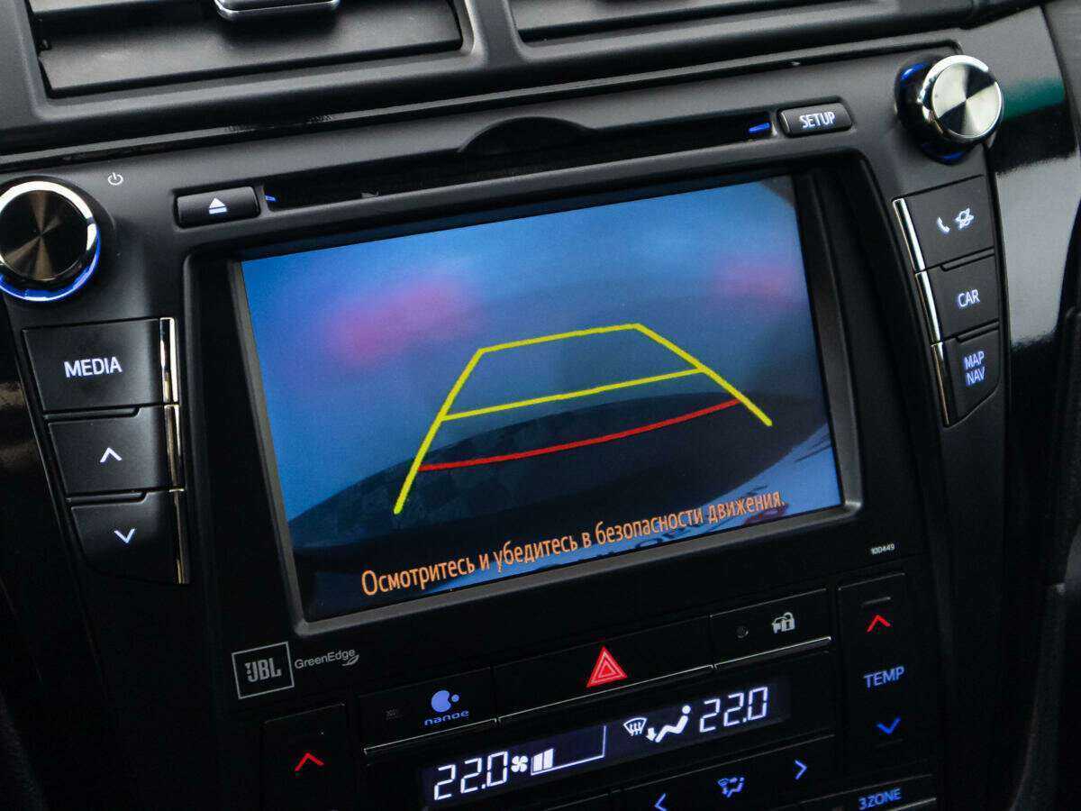 Toyota Camry с пробегом — 2017 год. Фото: #19