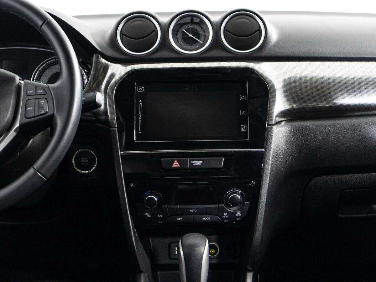 Suzuki Vitara с пробегом — 2021 год. Фото: #12