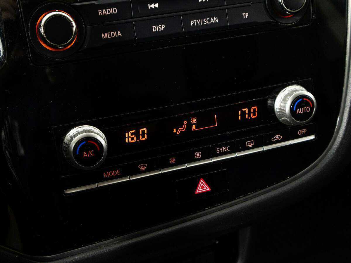 Mitsubishi Outlander с пробегом — 2020 год. Фото: #14