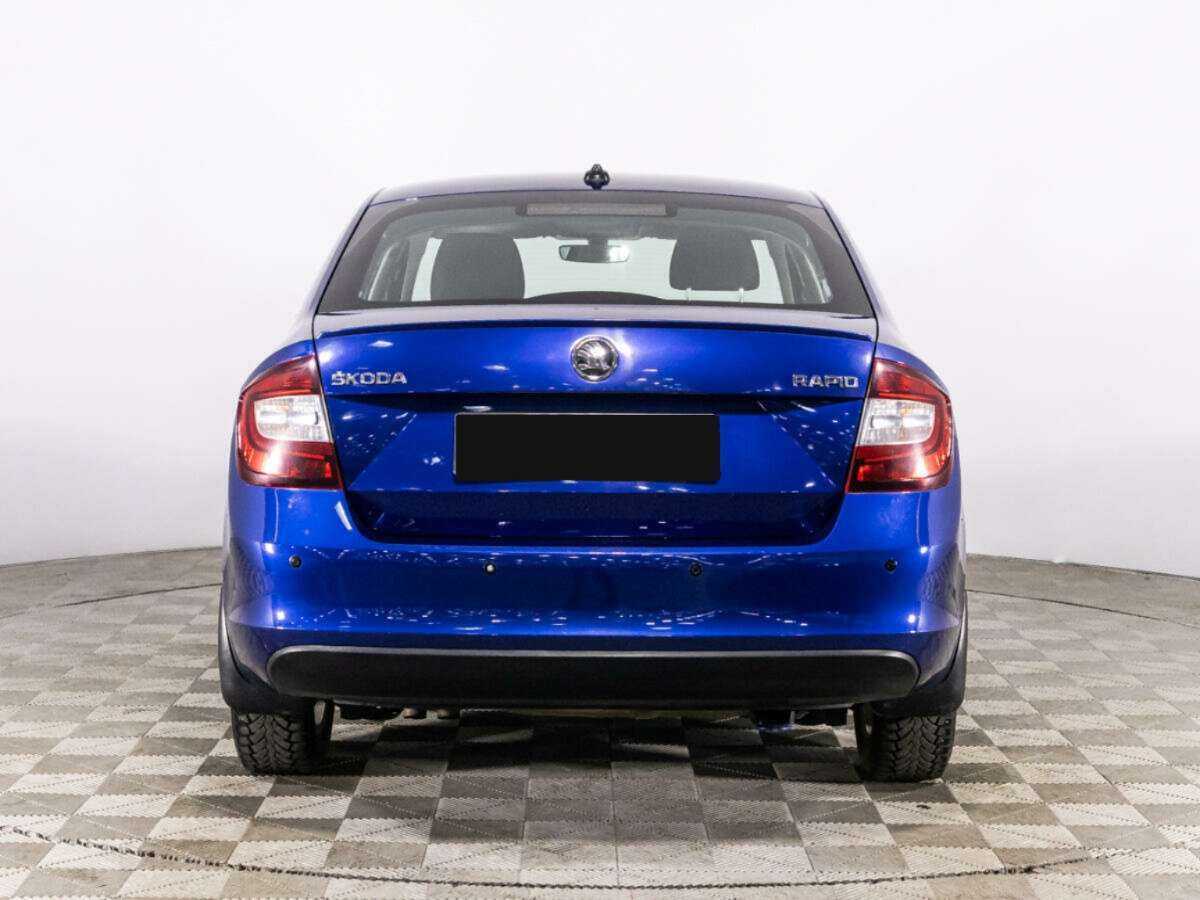 Skoda Rapid с пробегом — 2017 год. Фото: #5