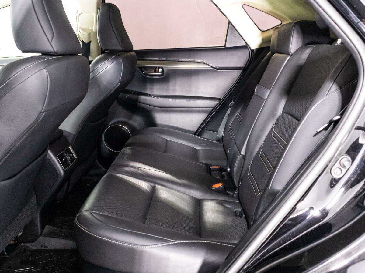 Lexus NX с пробегом — 2014 год. Фото: #9