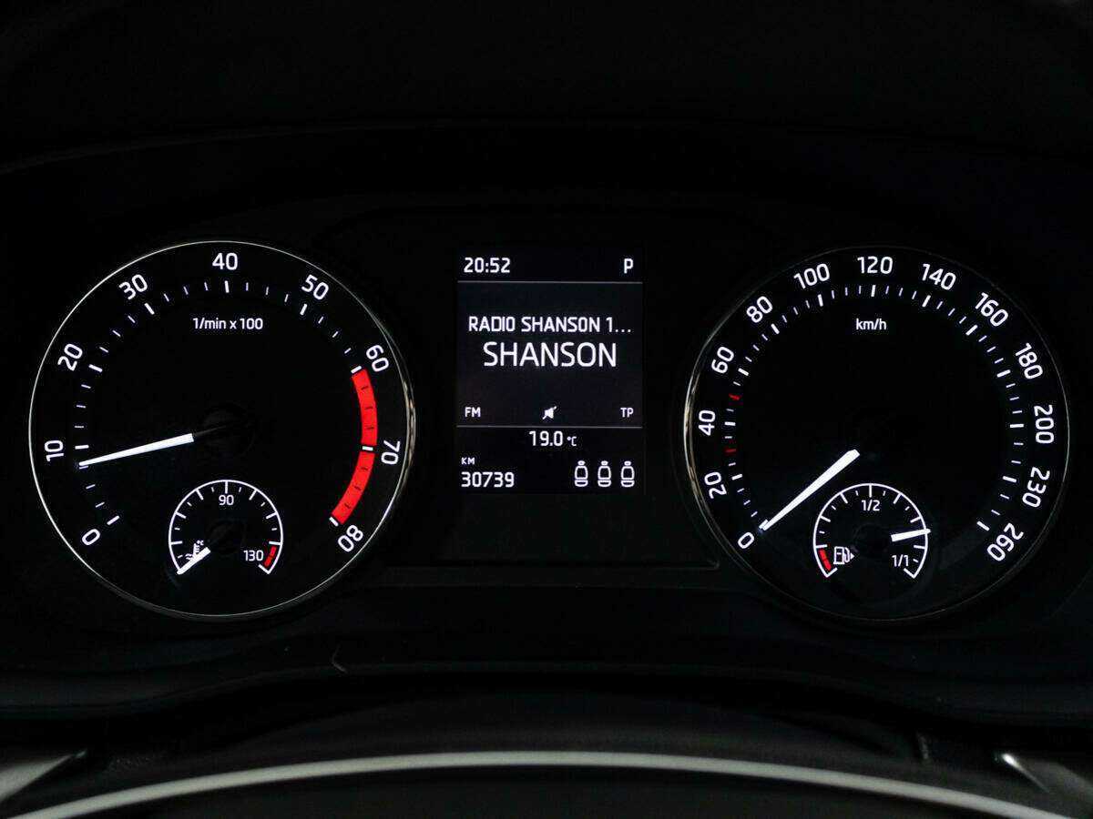 Skoda Octavia с пробегом — 2021 год. Фото: #11