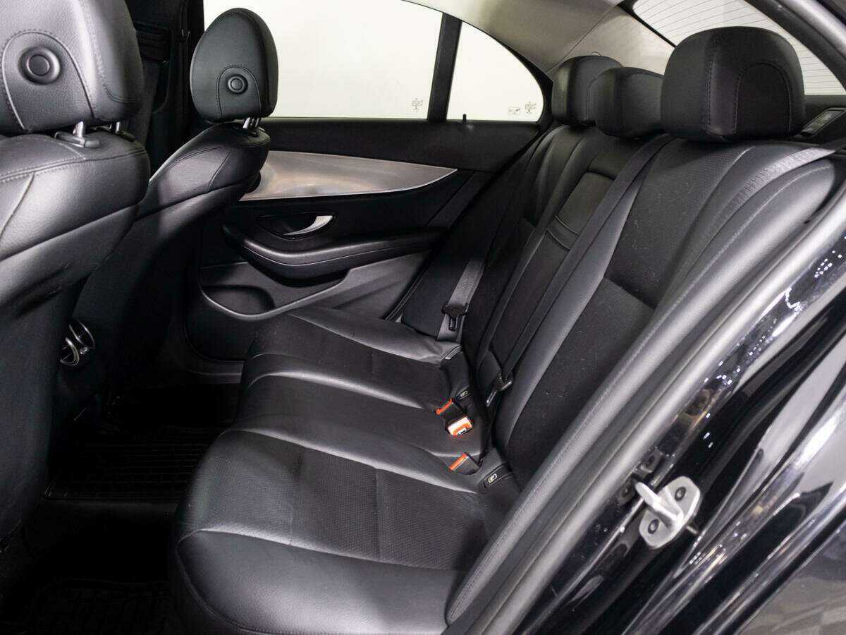 Mercedes-Benz E-Класс с пробегом — 2019 год. Фото: #9