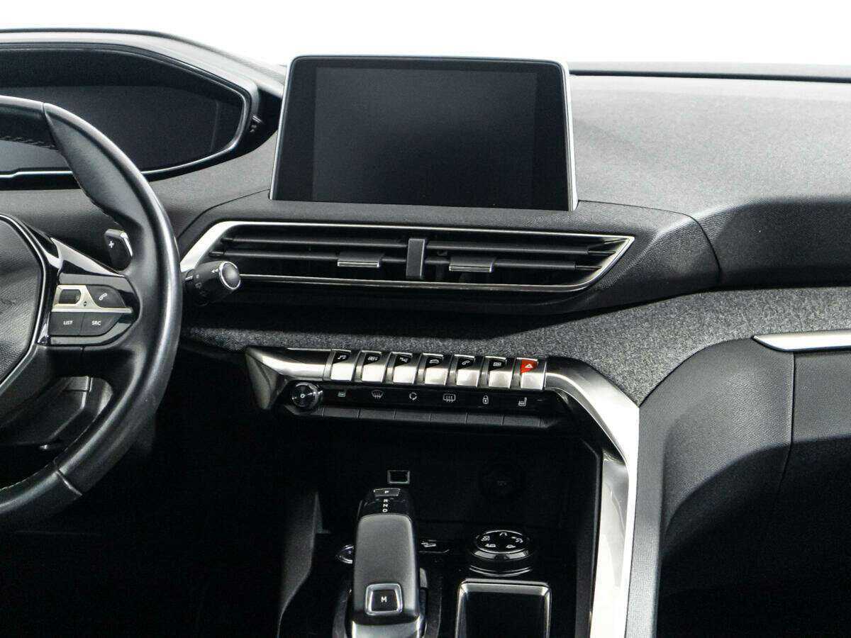 Peugeot 3008 с пробегом — 2018 год. Фото: #13