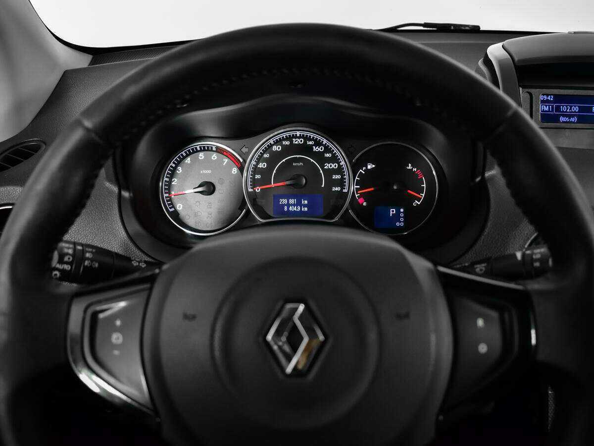 Renault Koleos с пробегом — 2014 год. Фото: #10