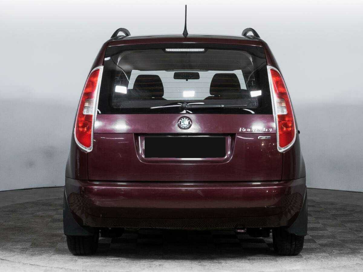 Skoda Roomster с пробегом — 2012 год. Фото: #5