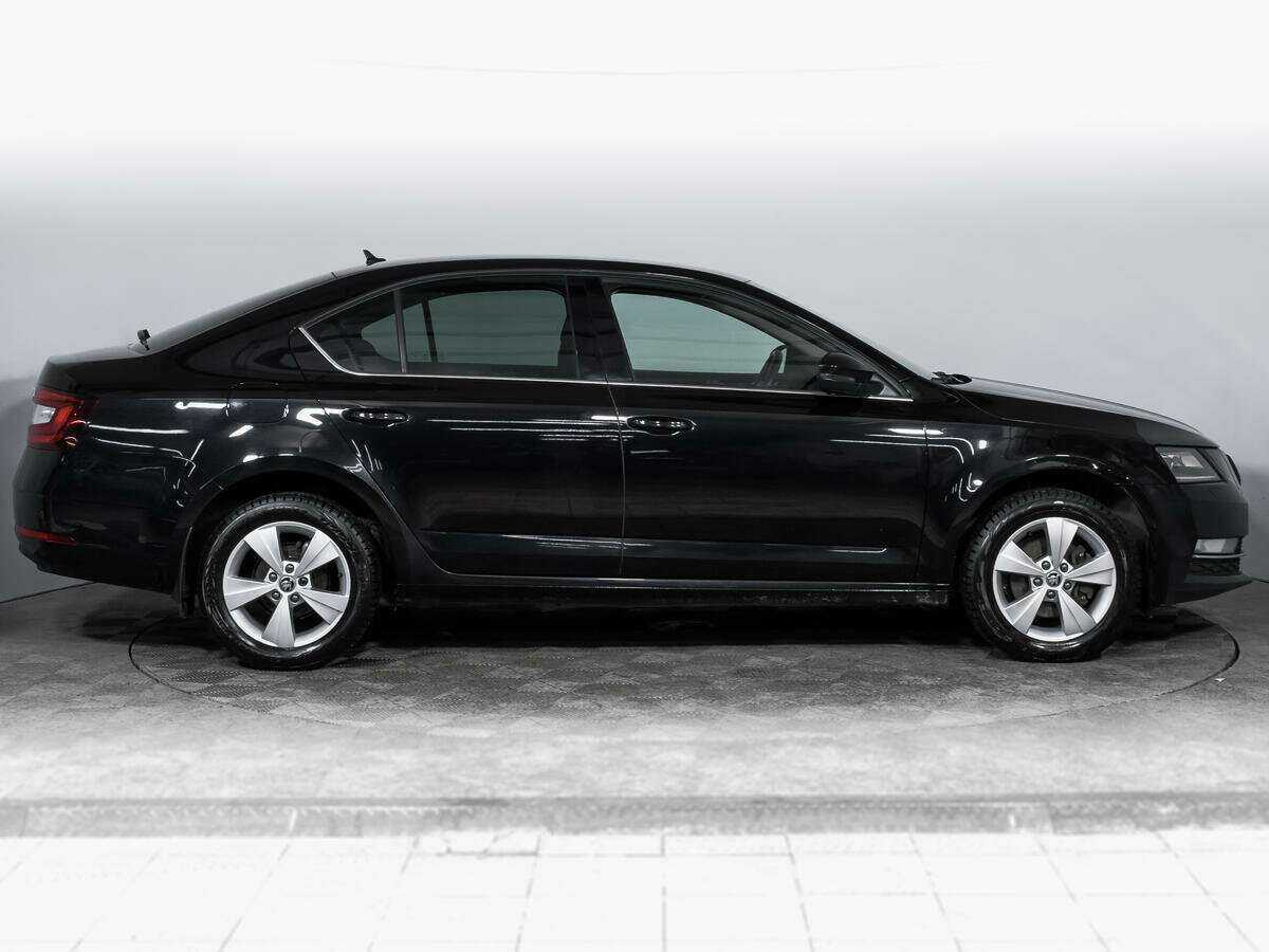 Skoda Octavia с пробегом — 2018 год. Фото: #3