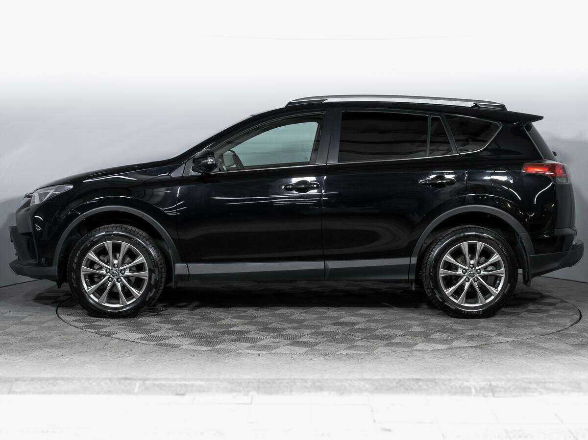 Toyota RAV4 с пробегом — 2016 год. Фото: #7
