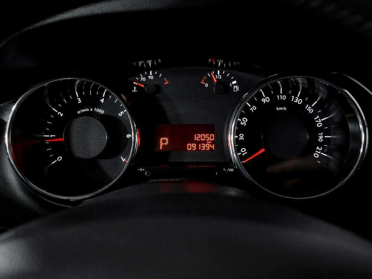 Peugeot 3008 с пробегом — 2014 год. Фото: #10