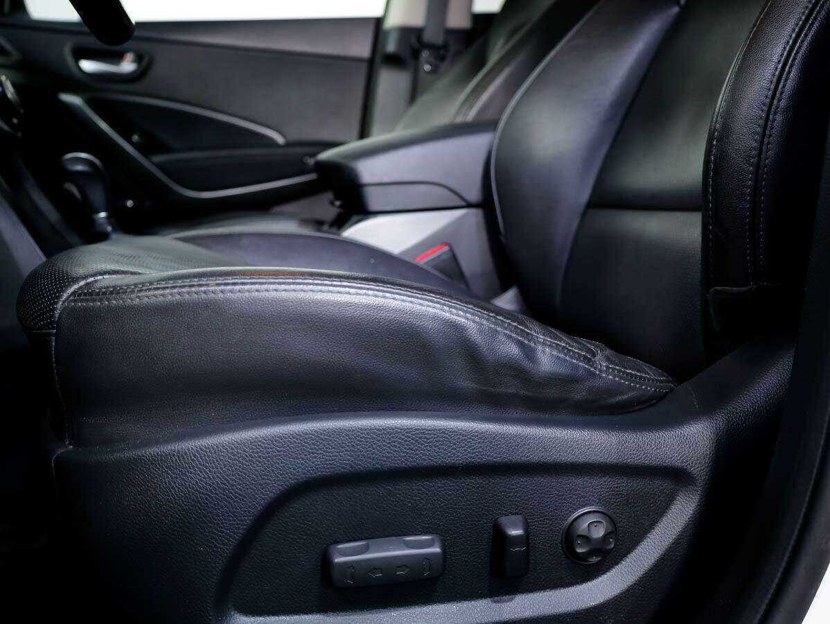 Hyundai Santa Fe с пробегом — 2017 год. Фото: #15