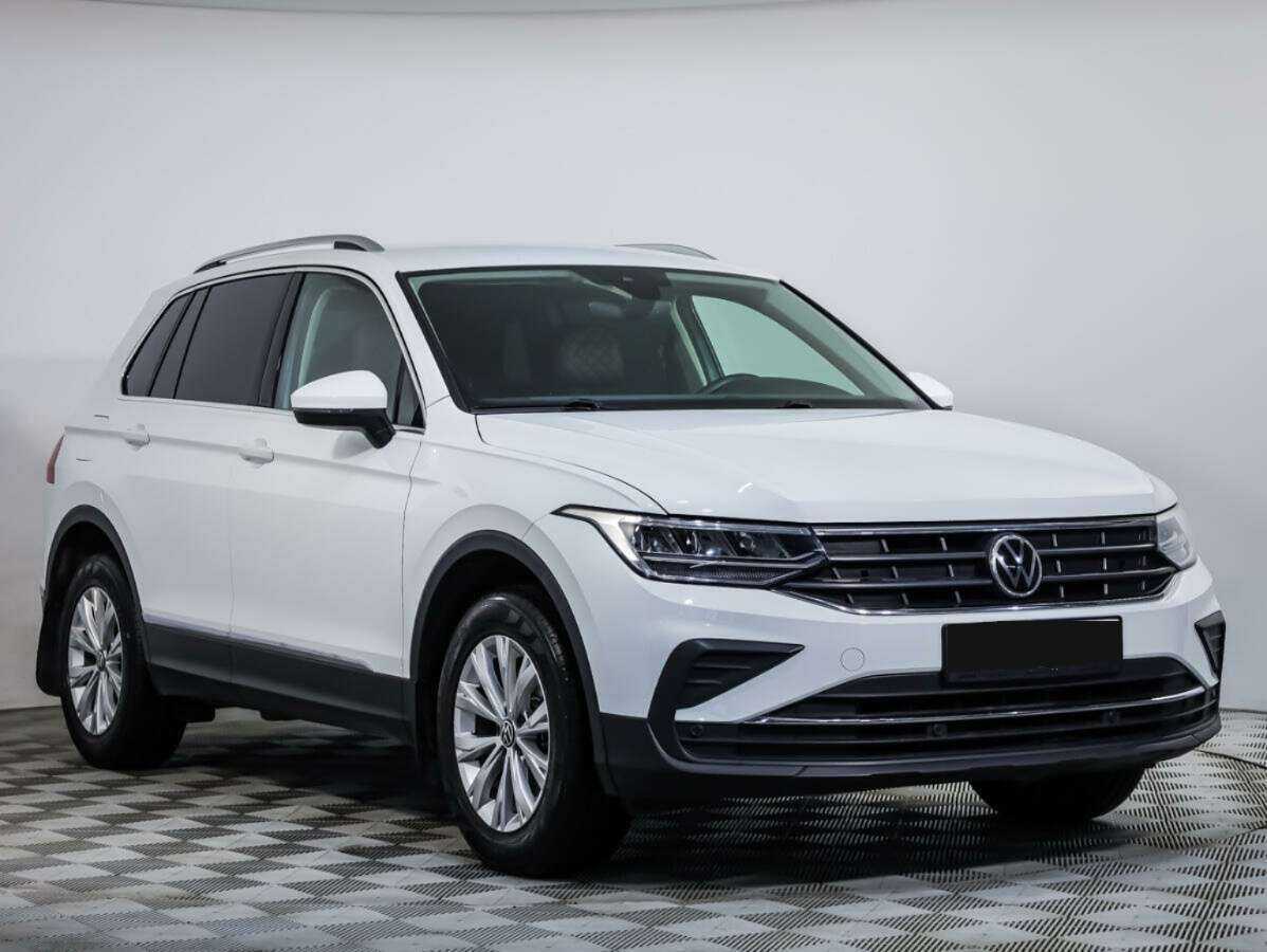 Volkswagen Tiguan с пробегом — 2020 год. Фото: #1
