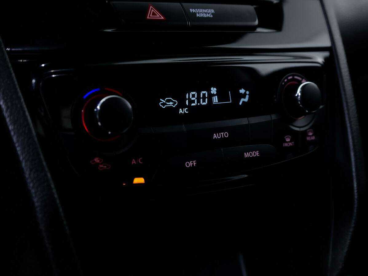 Suzuki Vitara с пробегом — 2016 год. Фото: #14