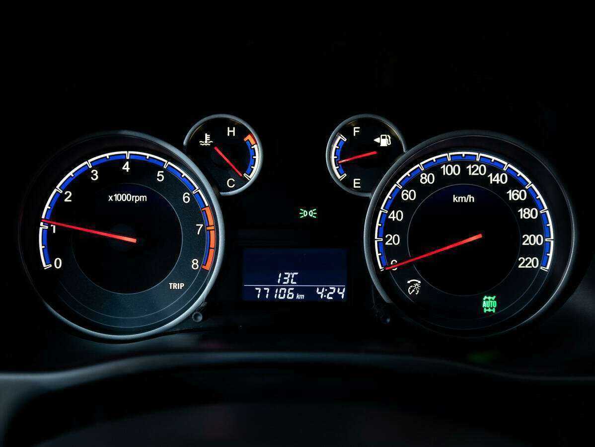 Suzuki SX4 с пробегом — 2012 год. Фото: #13