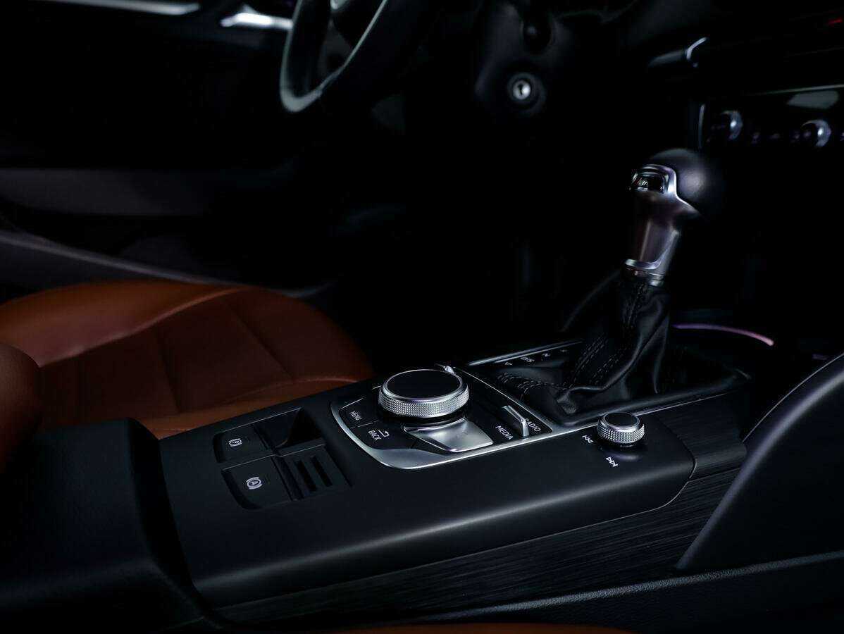 Audi A3 с пробегом — 2018 год. Фото: #9