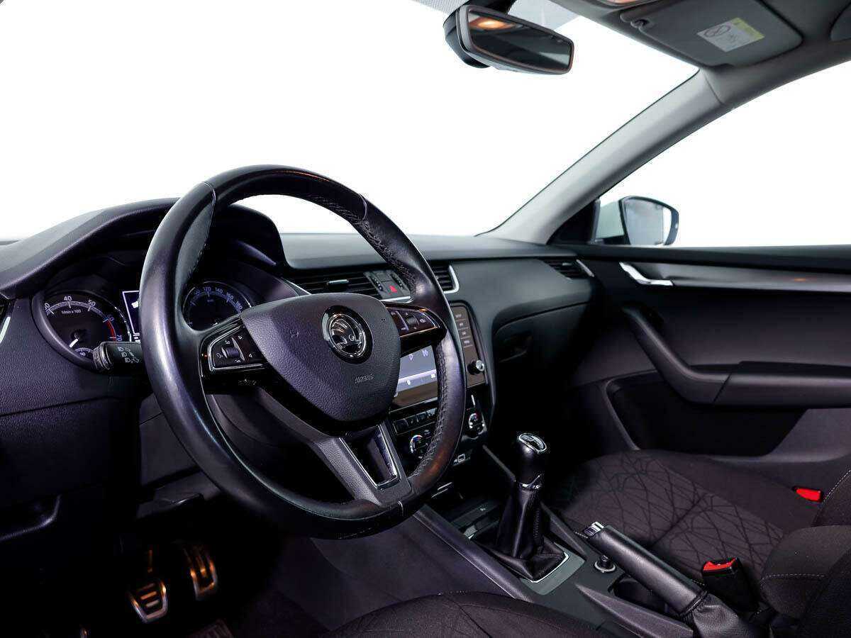 Skoda Octavia с пробегом — 2018 год. Фото: #12