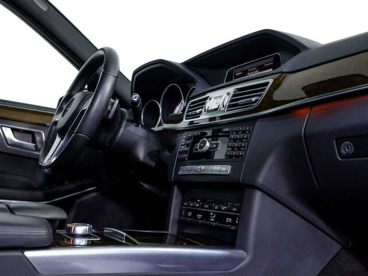 Mercedes-Benz E-Класс с пробегом — 2014 год. Фото: #18