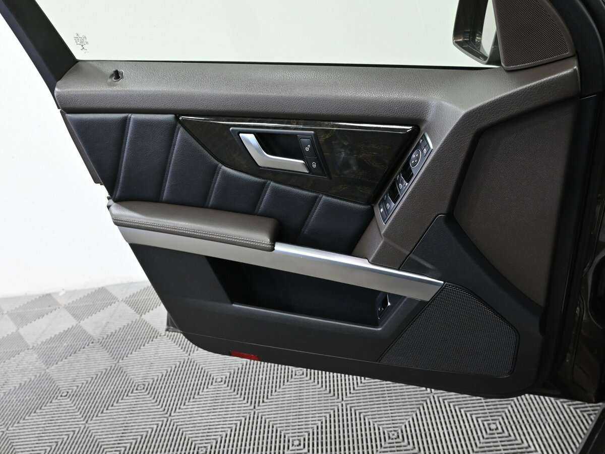 Mercedes-Benz GLK-Класс с пробегом — 2014 год. Фото: #8