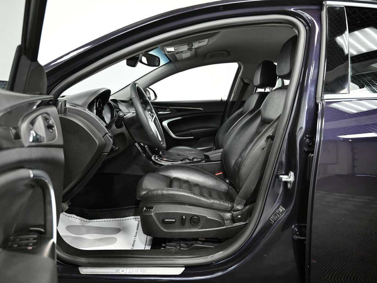 Opel Insignia с пробегом — 2013 год. Фото: #4