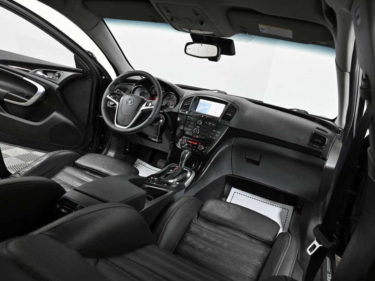 Opel Insignia с пробегом — 2013 год. Фото: #6