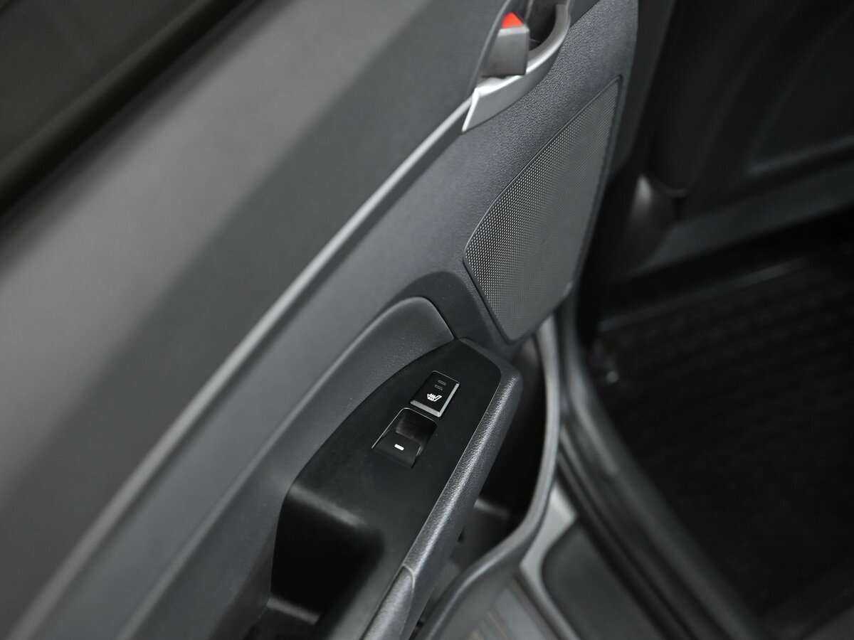 Hyundai Elantra с пробегом — 2018 год. Фото: #12