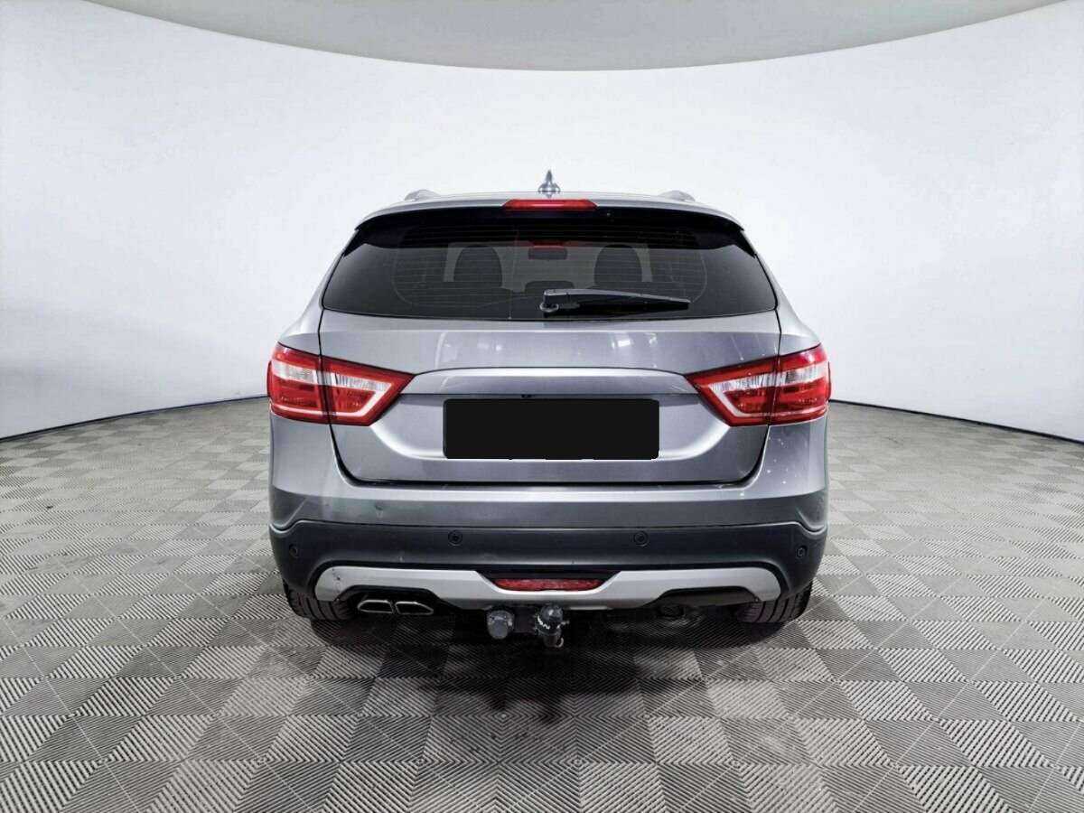 Lada (ВАЗ) Vesta с пробегом — 2019 год. Фото: #5